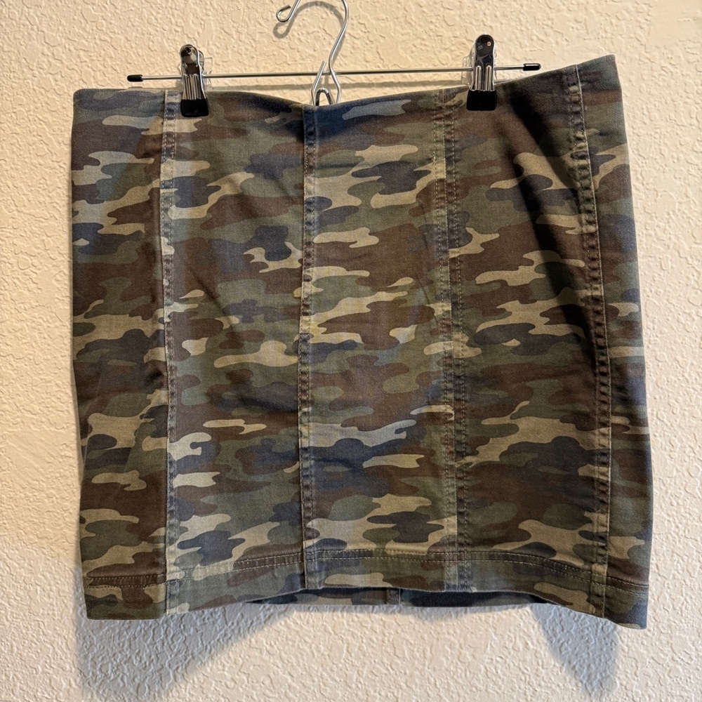 Free People Camo Mini Skirt Size 12 - Picture 3 of 7